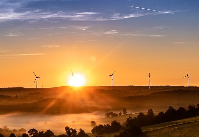 New tool compares costs and benefits of alternative fuels and vehicle technologies New tool compares costs and benefits of alternative fuels and vehicle technologies
