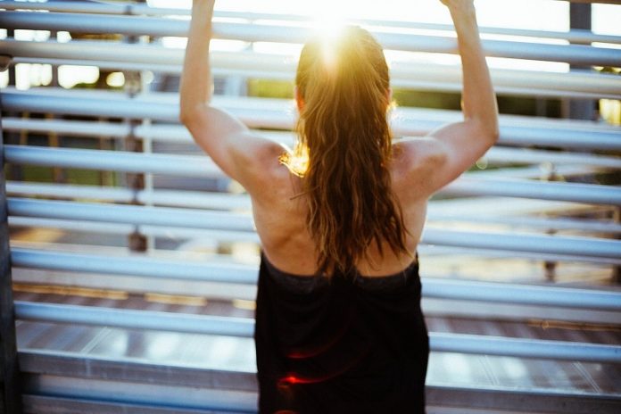 Exercises in the morning and evening offer different health benefits