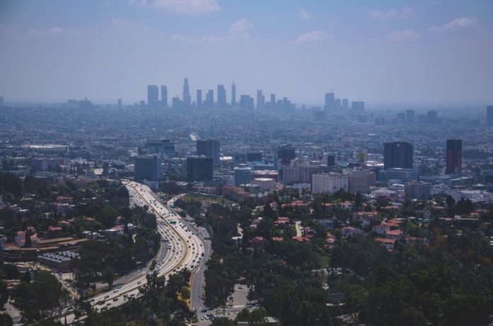 Air pollution linked to high risks of bipolar disorder, depression