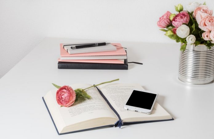 Digital detox may not improve your wellbeing, new study shows