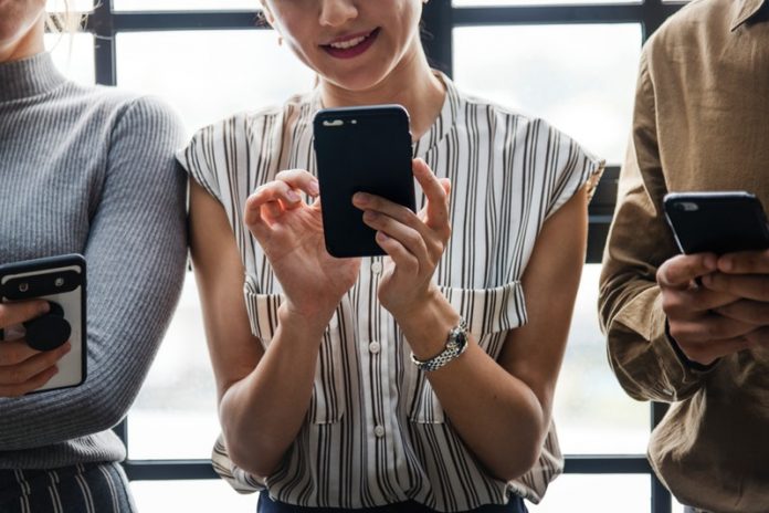 These personality traits linked to phone addiction