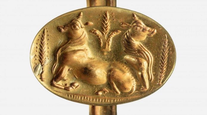 Archaeologists find Bronze Age tombs lined with gold
