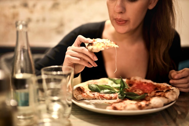 Big dinner may harm heart health