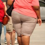 Obesity linked to earlier need for knee replacements