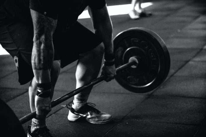 These popular supplements may increase men’s blood clot risk