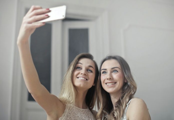 Selfies could help detect heart disease, new study shows