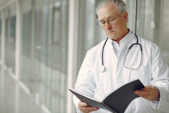 8 signs of of multiple sclerosis you need to know