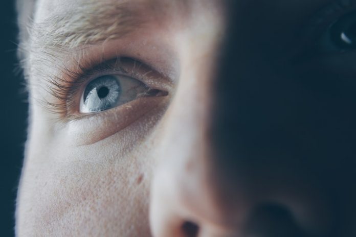 Scientists find a new sign of Alzheimer’s disease in eyes