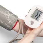 High blood pressure before midlife linked to smaller brain, greater dementia risk