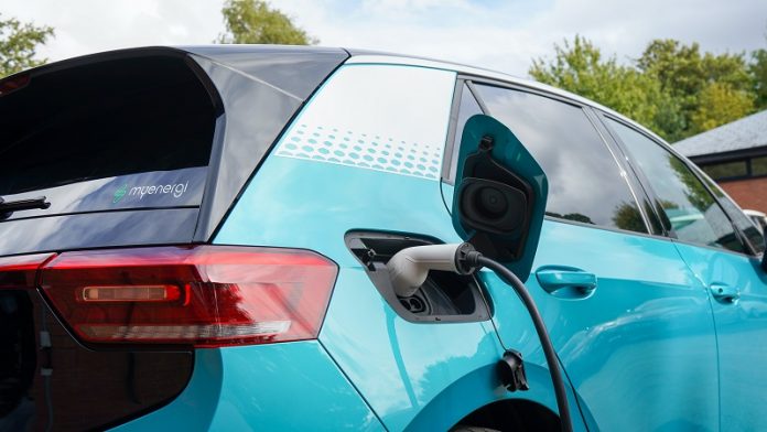 Recycled Kevlar battery could boost electric car range by 5 times