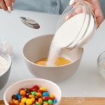 What’s the difference between sugar, other natural sweeteners and artificial sweeteners?