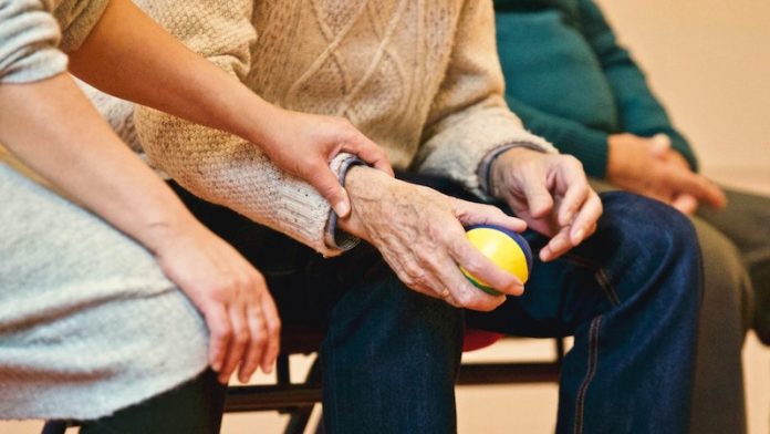 Scientists find a major cause of weakness in older people