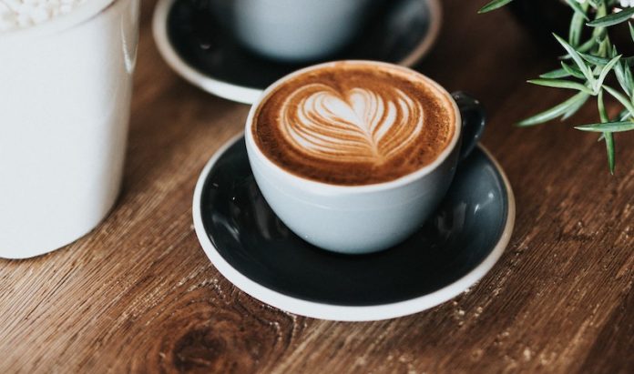 Coffee and tea drinking may protect you from stroke and dementia