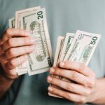 Giving away money to unknown people could signal dementia, Alzheimer’s disease