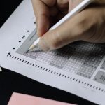 Having a poor score on a simple memory test may be linked to Alzheimer’s
