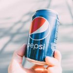 Drinking diet soda linked to lower death risk in colon cancer