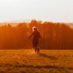 Walking outside can benefit your mental health more than walking indoors
