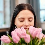 Loss of smell may be an early warning sign of Alzheimer’s, study shows