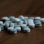 Which depression drug has fewest side effects