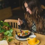 Eating earlier and fasting overnight may prevent heart disease