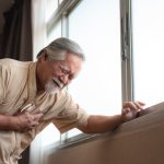 Alone during a heart attack? What you do in the first minutes could save your life