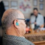 How training and hearing loss affect thinking and walking in older people