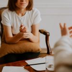 Hidden Mental Health Warning Signs May Appear Years Before Bowel Disease Diagnosis