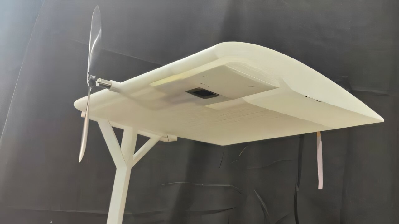 knowridge.com - Knowridge - Wireless Laser Charging Could Keep Drones in the Air for Hours, Study Finds